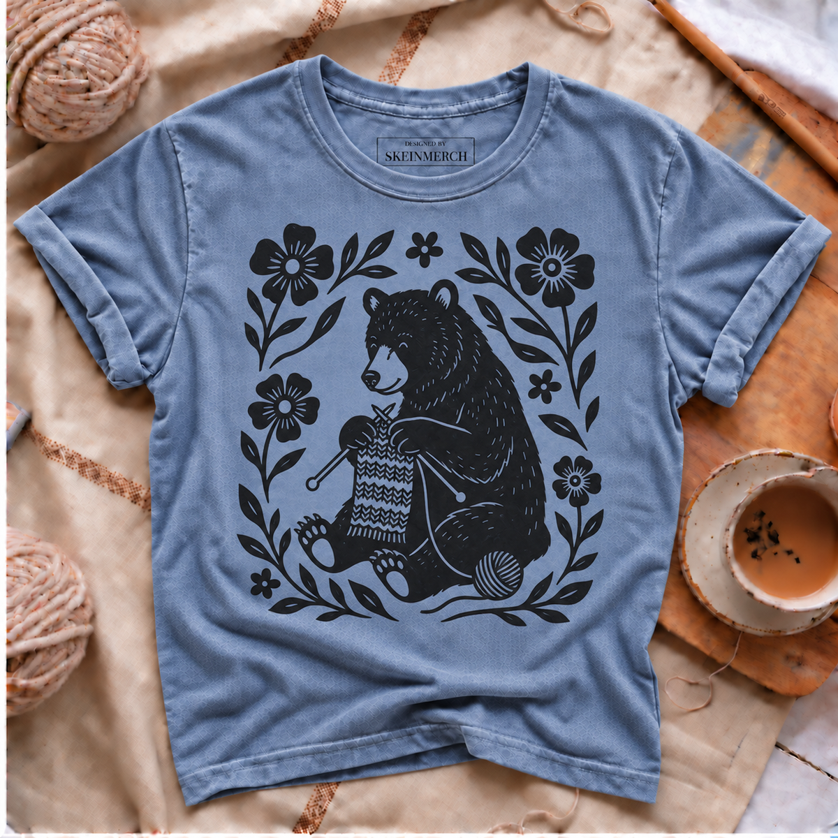 Bear knitting floral Comfort Colors T-shirt in Blue Jean