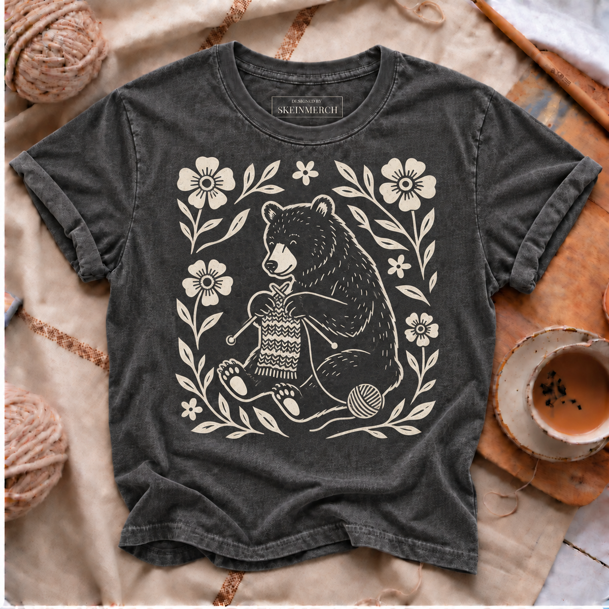 Bear knitting floral Comfort Colors T-shirt in Pepper