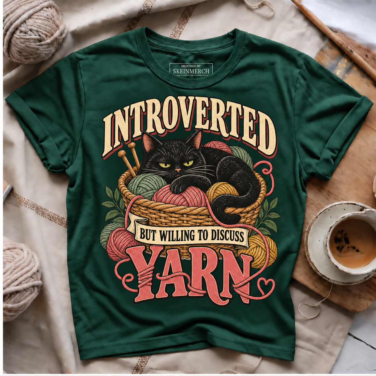 Introverted But Willing To Discuss Yarn black cat T-shirt - Forest Green